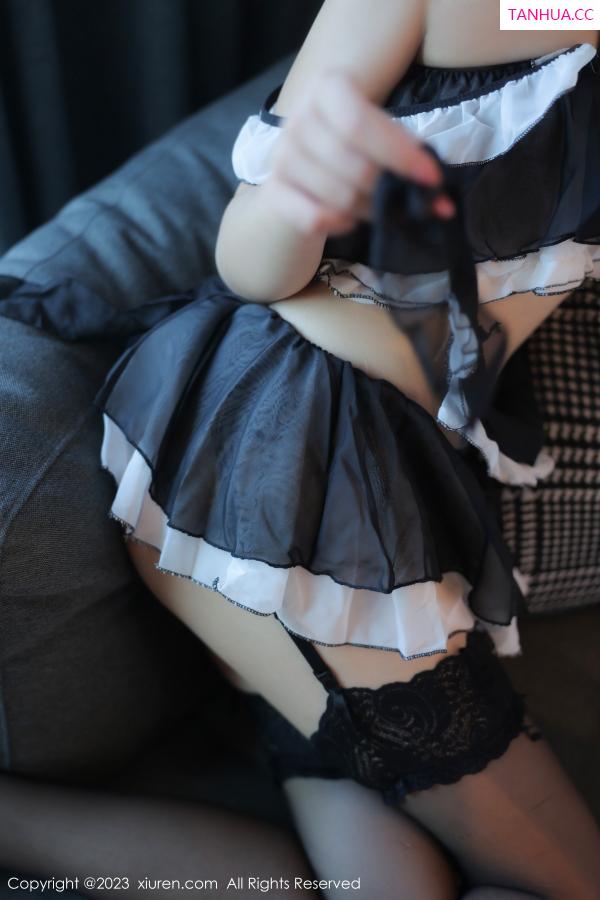 小果冻儿jelly  [XiuRen]高清写真图 2023.05.24 No.6795 小果冻儿 黑丝美腿第31张图片